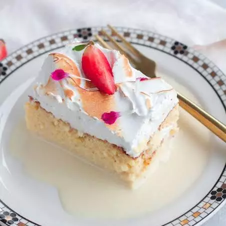 Trozo de torta 3 leches