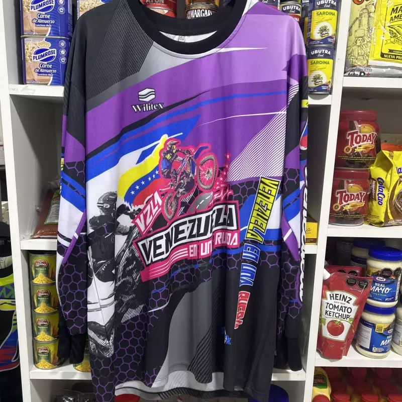 Sudadera Talla XL morada moto