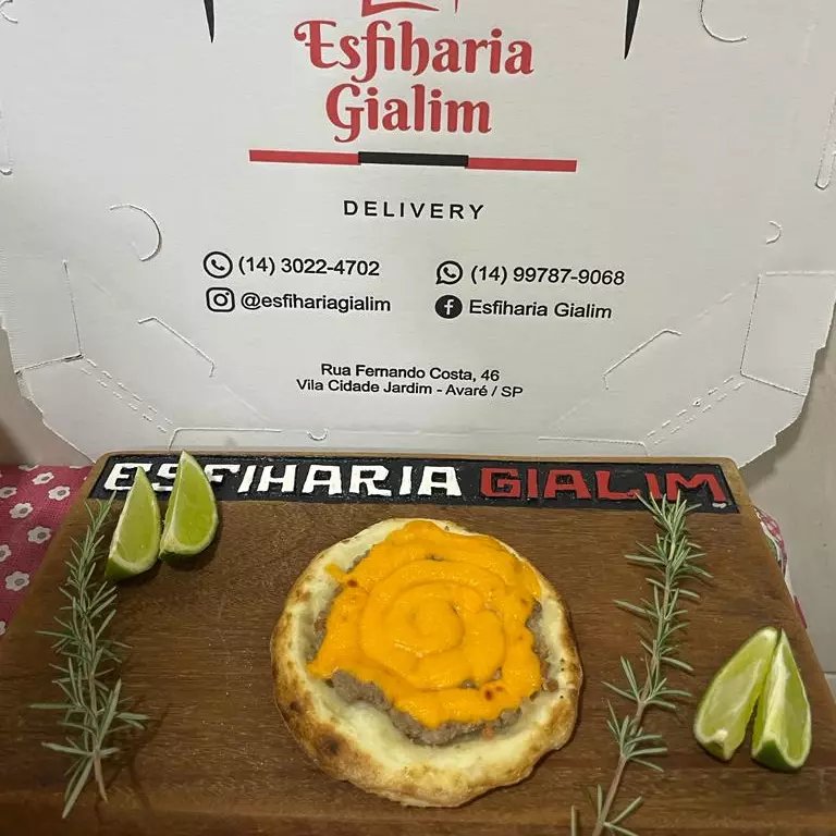 Carne e Cheddar