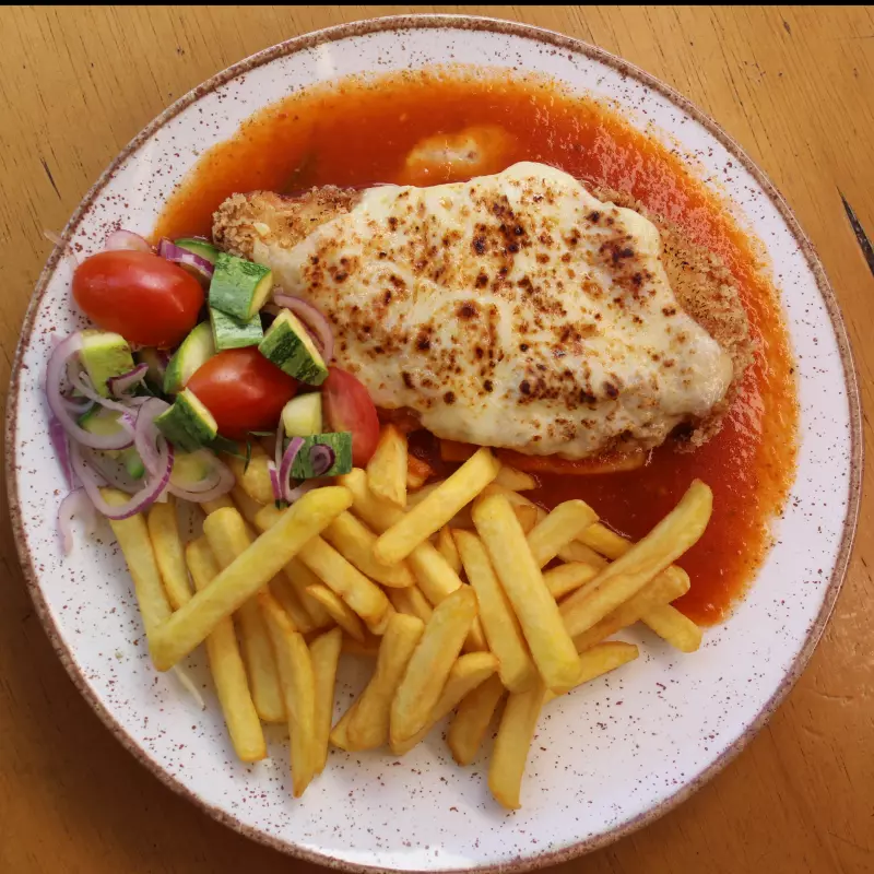 Terça Feira: PARMEGIANA DE FRANGO