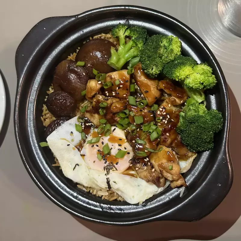 Hot Bowl Rice con salsa Teriyaki