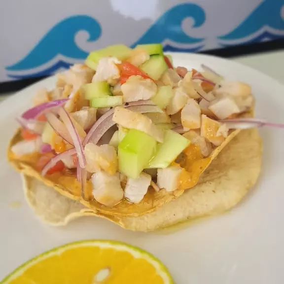 Tostada de Ceviche de Pescado
