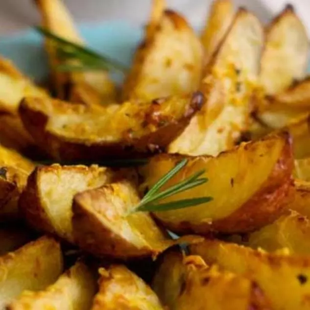 Porção de Batatas rústicas