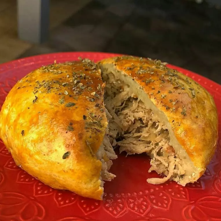 Pão de batata com carne seca
