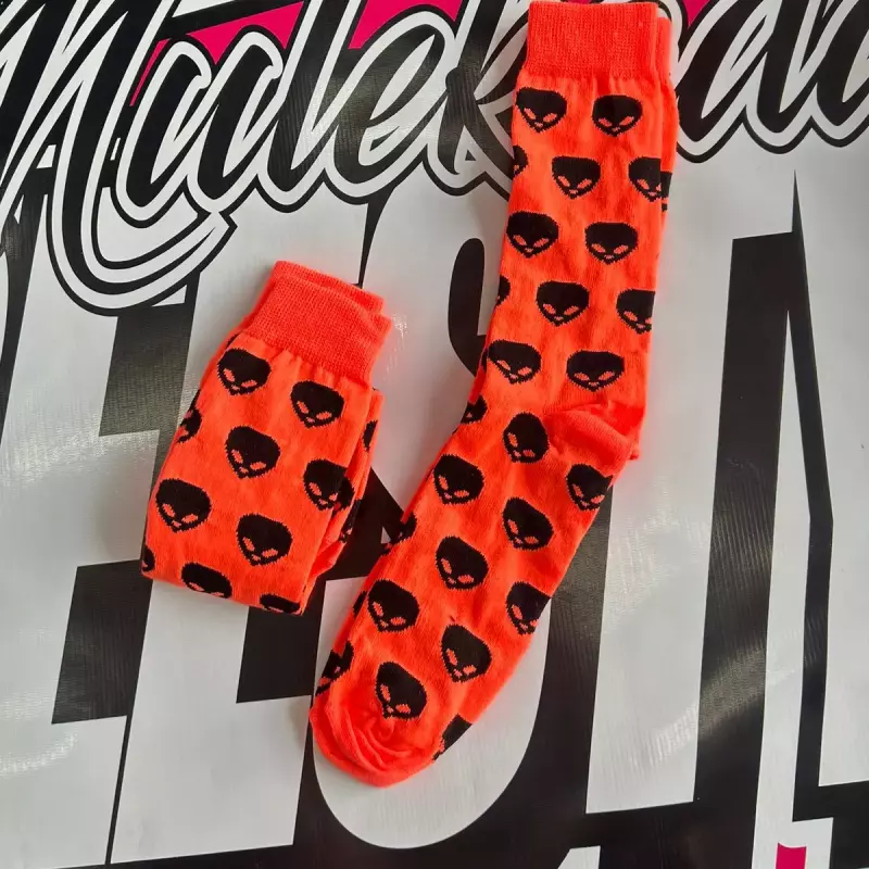 MEIA LARANJA ET PRETO