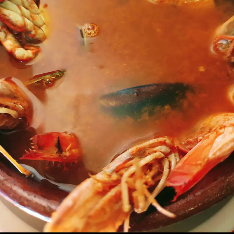 CALDO DE MARISCOS 3X2