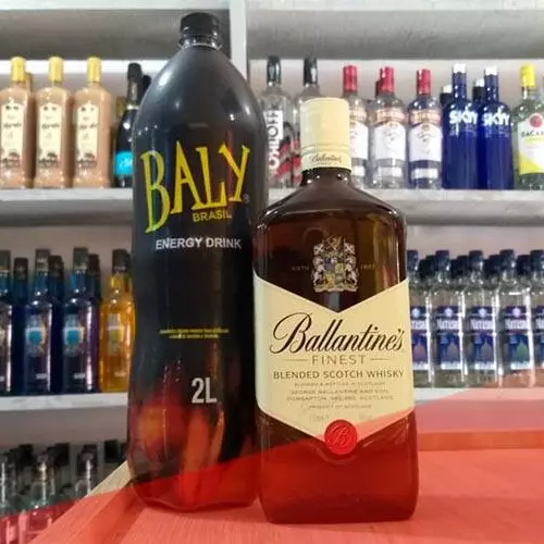 Kit 110 - Ballantines com Baly 2L