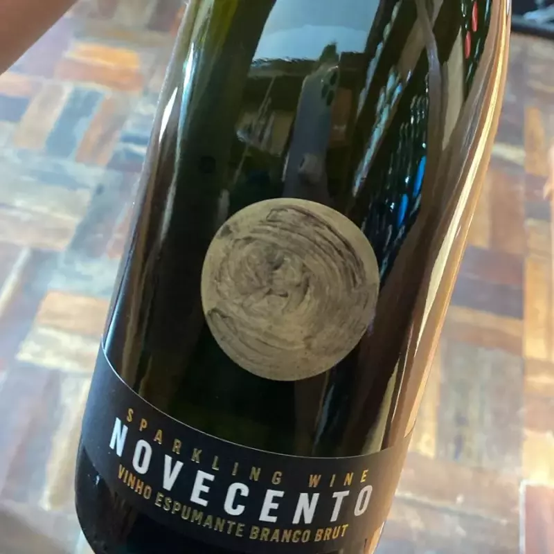ESPUMANTE NOVECENTO BRANCO BRUT