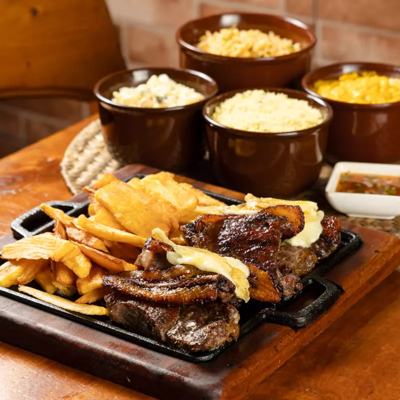 Carne de sol bem servida+ tuchaua 1L