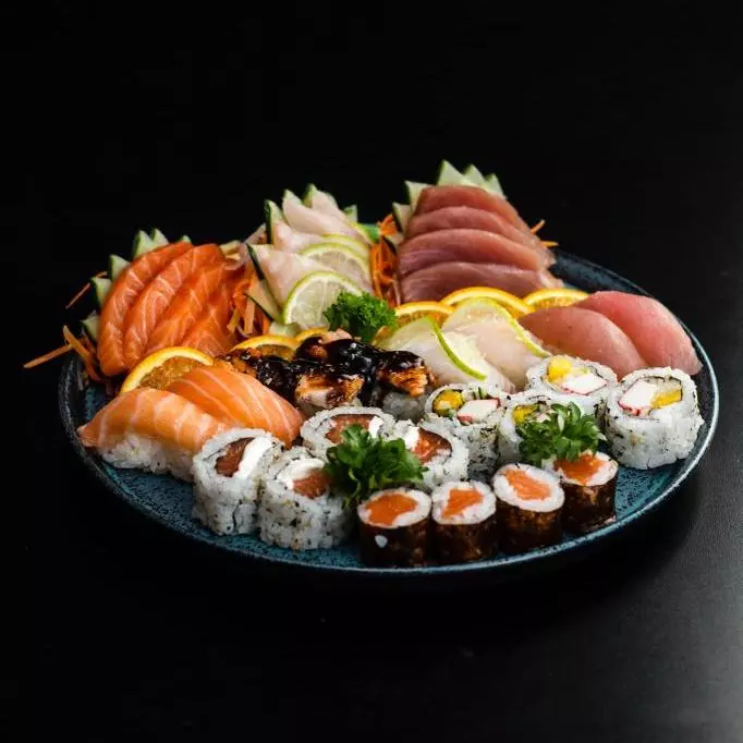 Combinado Misto (32 peças)