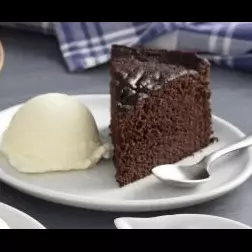 Bolo Fudge com sorvete SEM GLÚTEN