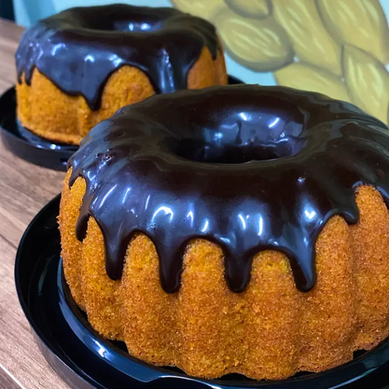 Bolo de cenoura c/ cobertura 70%