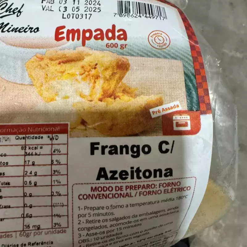 EMPADA DE FRANGO COM AZEITONA