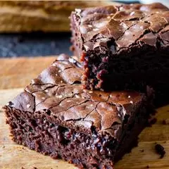 Brownie maracujá + geleia