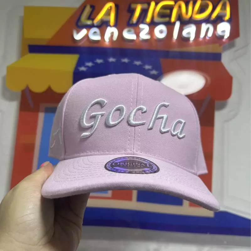 Gorra Gocha rosa bebé letra blanca