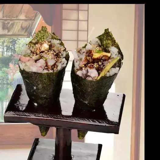 07. CONOS DE PULPO 2 PIEZAS