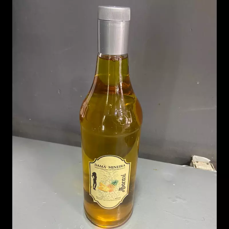 Cachaça Dama Mineira Abacaxi