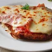 MILANESA A LA NAPOLITANA