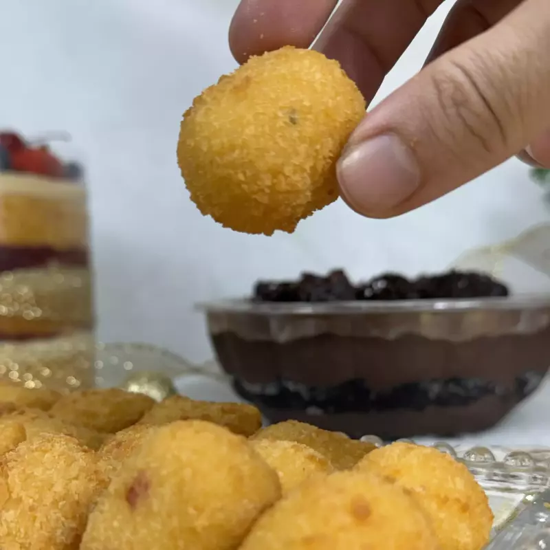 Bolinha de Calabresa - 10 unidades