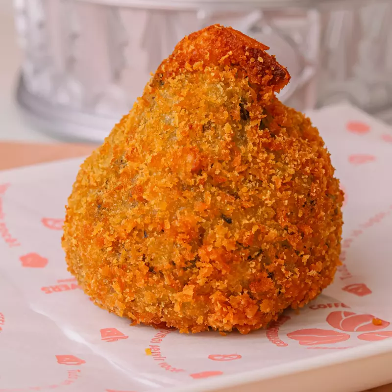 COXINHA DE CAMARÃO COM JAMBU