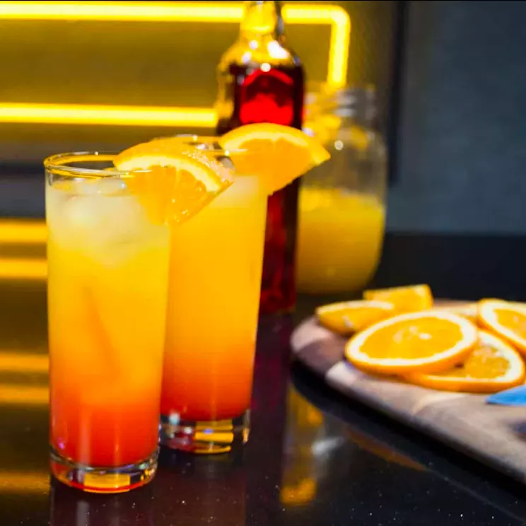 2X1 TEQUILA SUNRISE