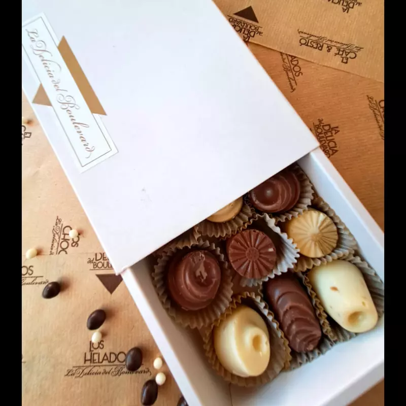 Caja marrón, blanca o negra 280g