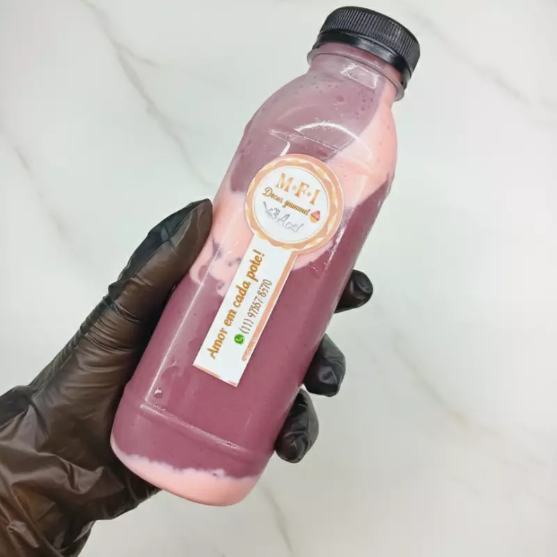 Açaí com mousse de morango