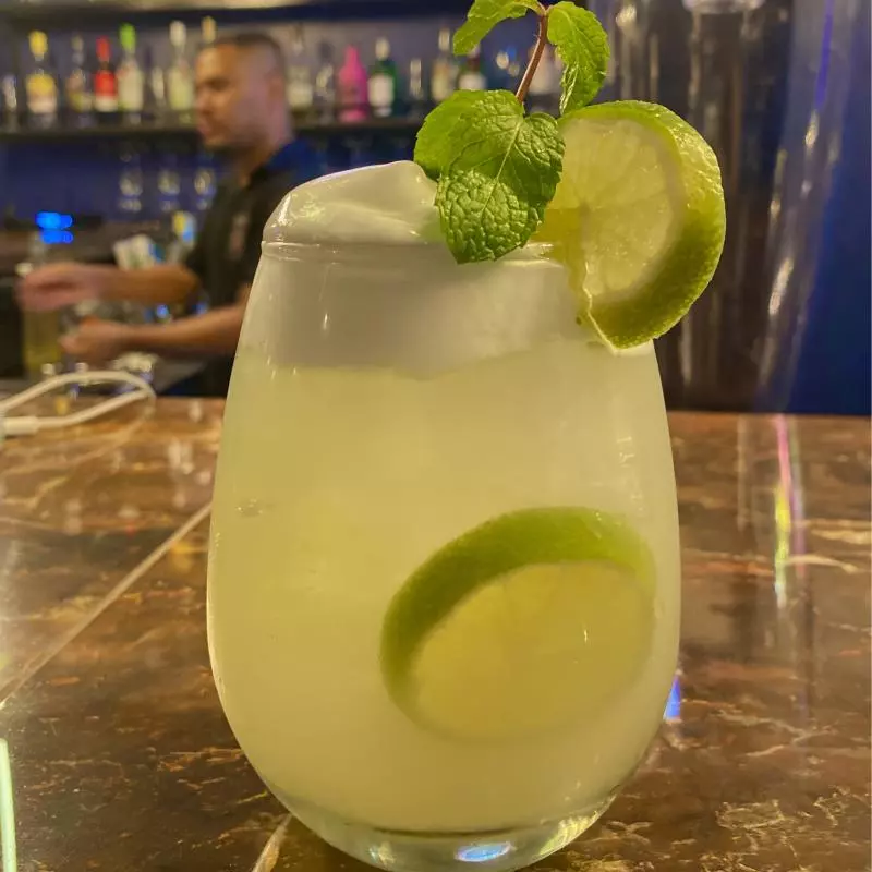 CAIPIRINHA  C/ ESPUMA DE GENGIBRE  ✨