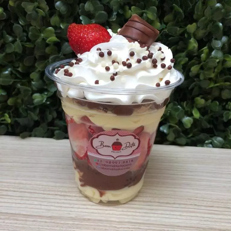 Copo da Felicidade Kinder Bueno Sup