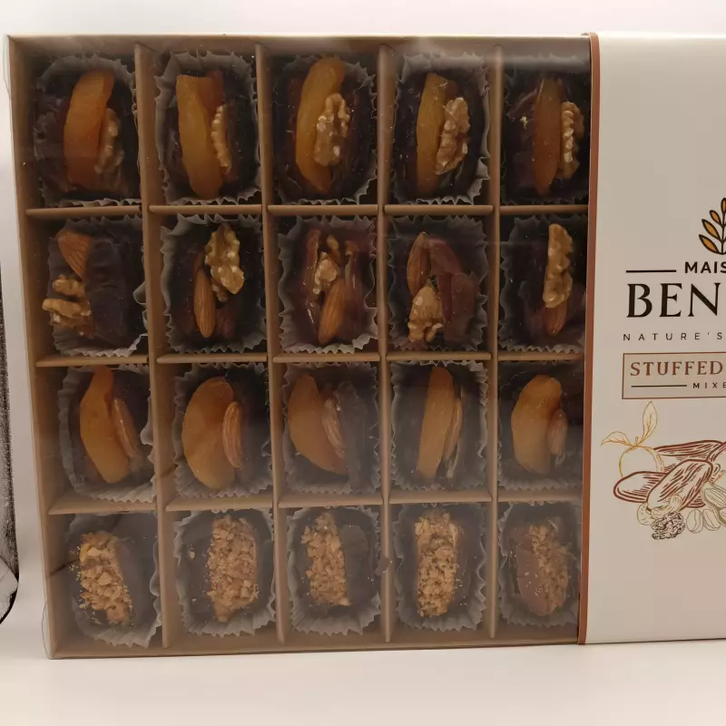 Stuffed Dates Mixed 28pcs
