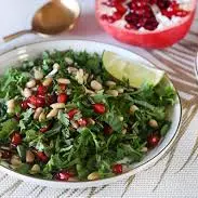 Ensalada de pepinillos con hierbabue