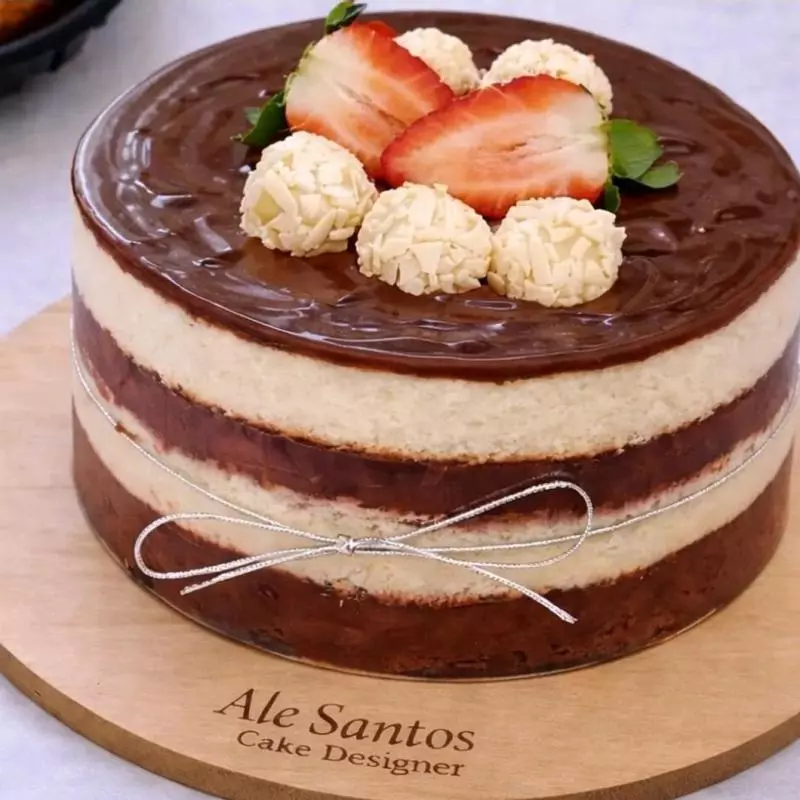 NAKED CAKE Tamanho 16 cm