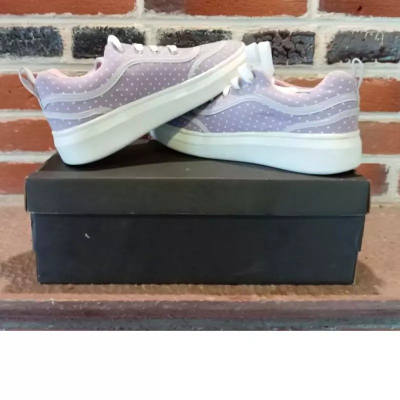 Puntos lila talla 22