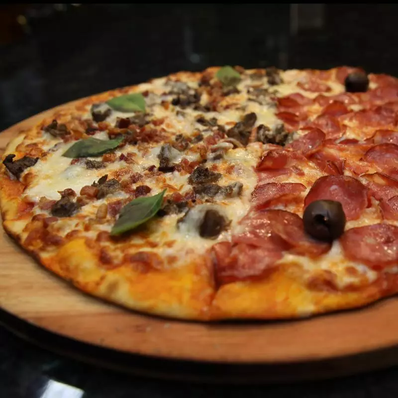 PIZZAS GRANDES ESCOLHA 2 SABORES