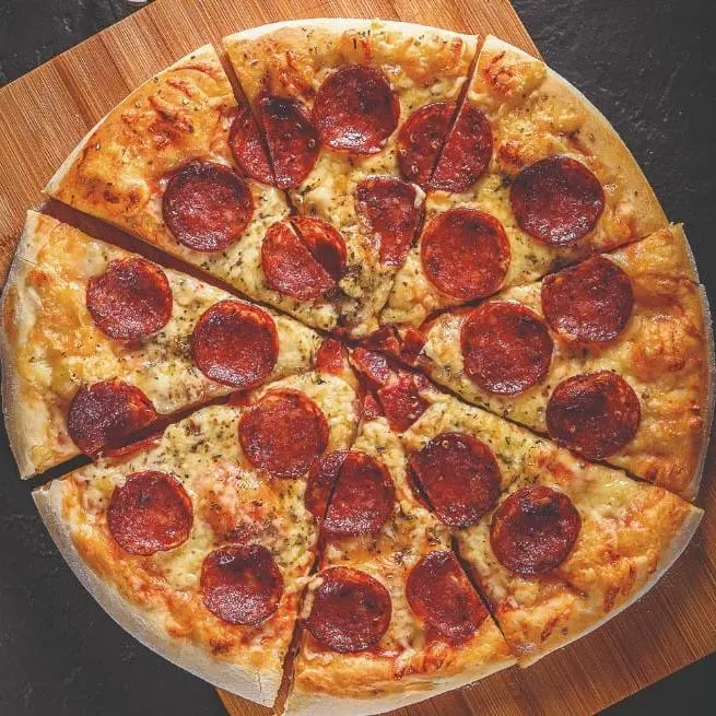 PIZZA CALABRESA ( 08 FATIAS)