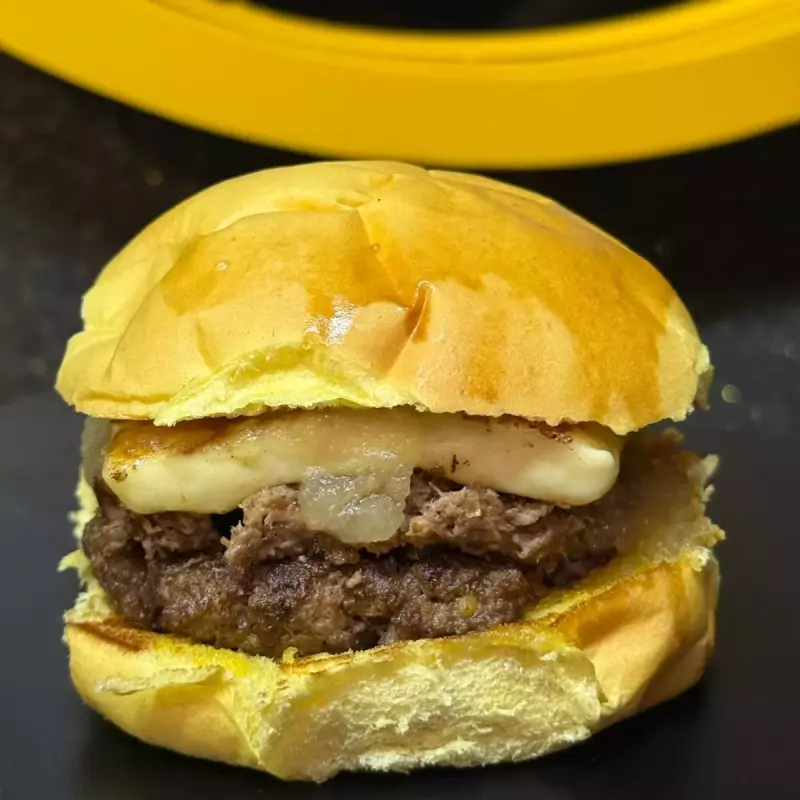 ADORÁVEL