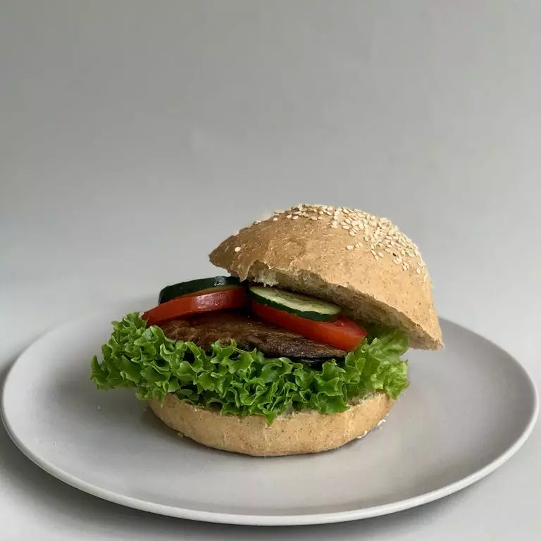 HAMBURGUESA  CHAMPIÑONES,VEGANA