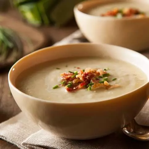 Caldo de Inhame, bacon e calabresa