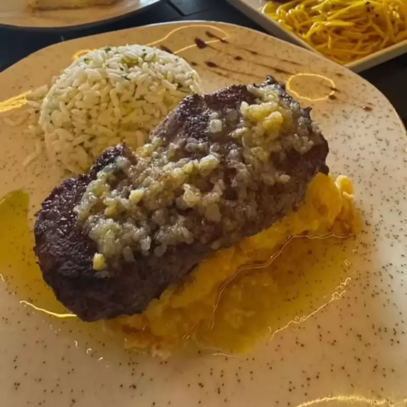 FILET Á CAFE DE PARIS