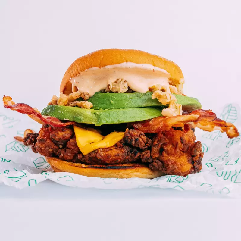 Chicken Fatboy + Papas Fritas