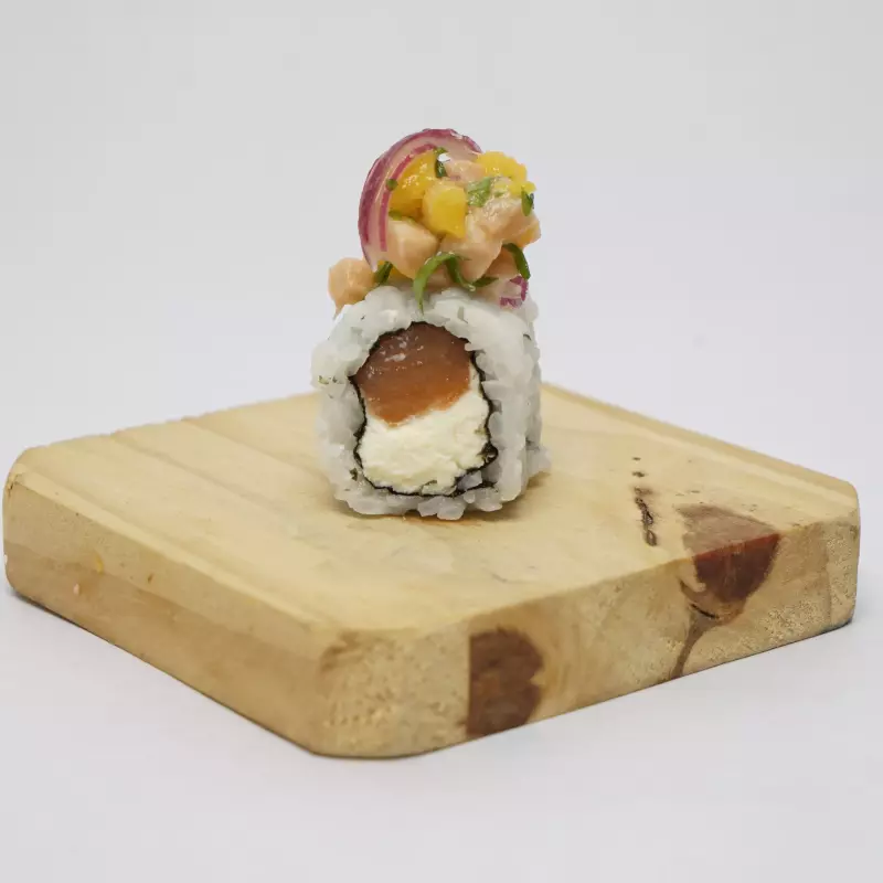 CEVICHE ROLL(SALMON) x 9 piezas