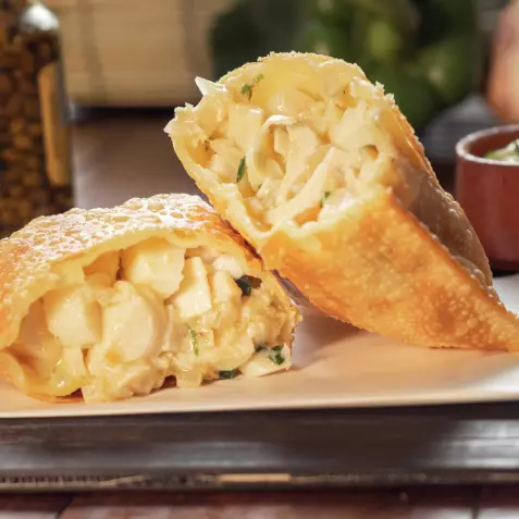 Pastel De Palmito Com Cheddar