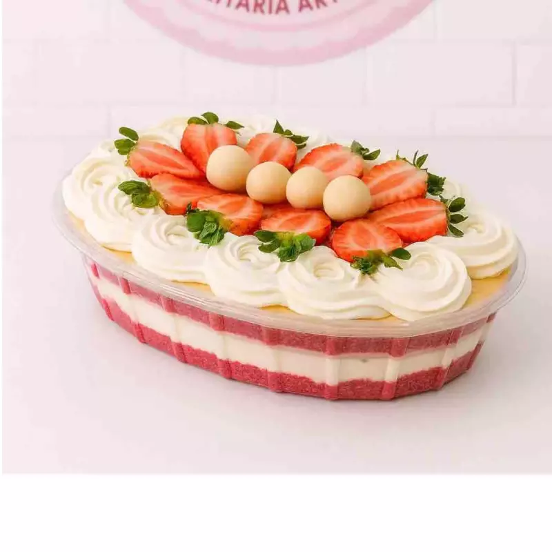Torta Red Velvet C/ Morangos 2k.