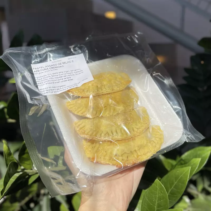 PASTEL ASSADO DE FRANGO CONGELADO