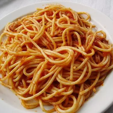 Spaghetti e nuggets (2unidades)