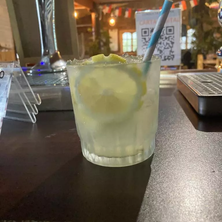 CAIPIRIÑA O CAIPIROSKA