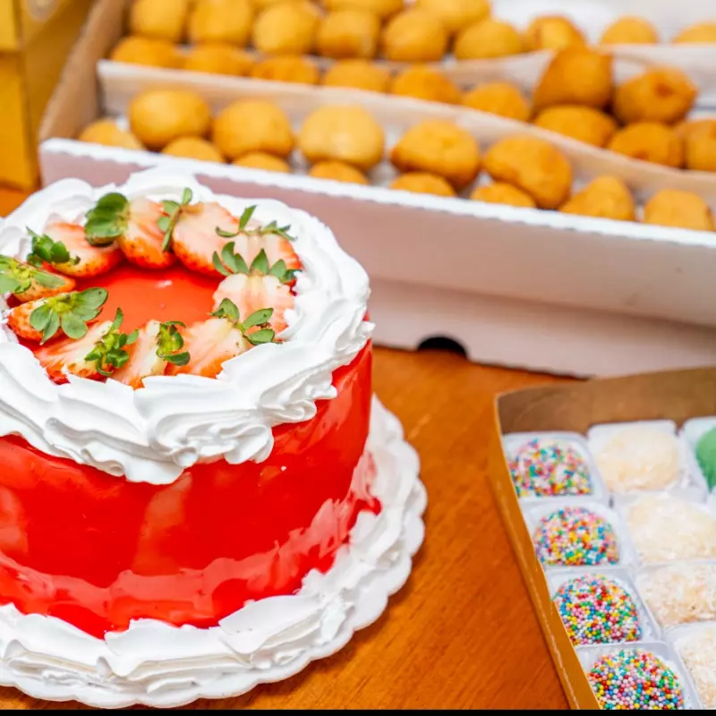 Kit 20 pessoas- Com Doces