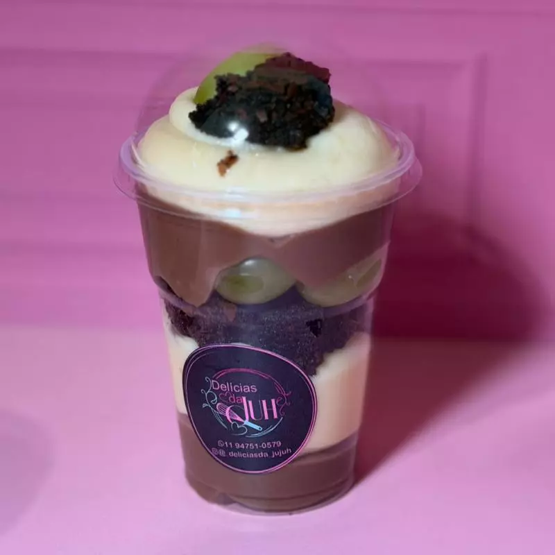 Copo Tentação de Uva com Brownie
