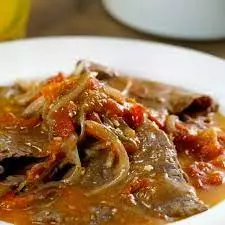 BISTEC ENCEBOLLADO O A LA MEXICANA