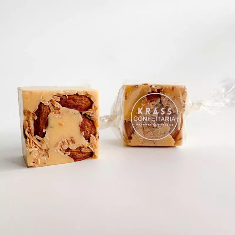 Bombom Caramel Amêndoas e Coco